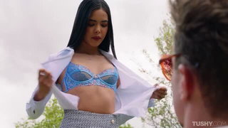 Petite Beau goes anal porn video